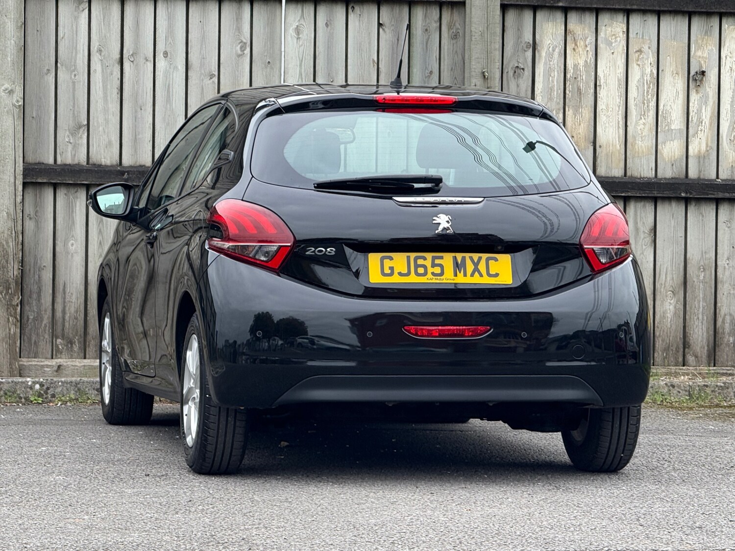Used Peugeot 208 2015 for sale - 76355463: Photo 15