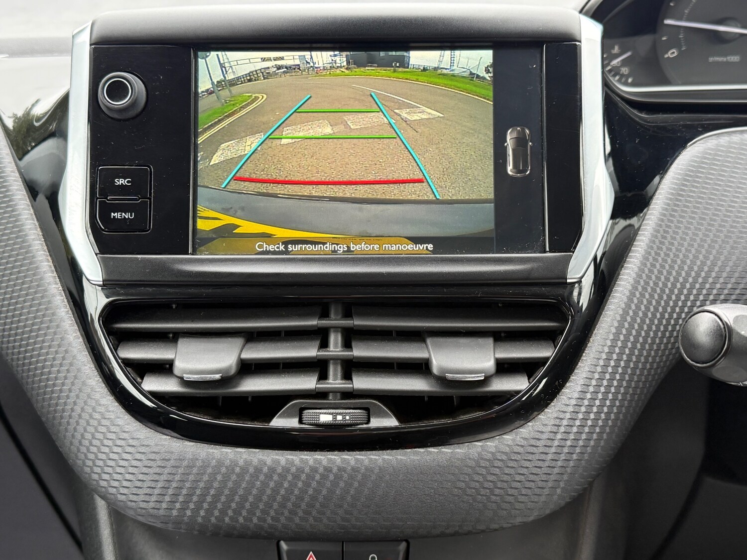 Used Peugeot 208 2015 for sale - 76355463: Photo 18