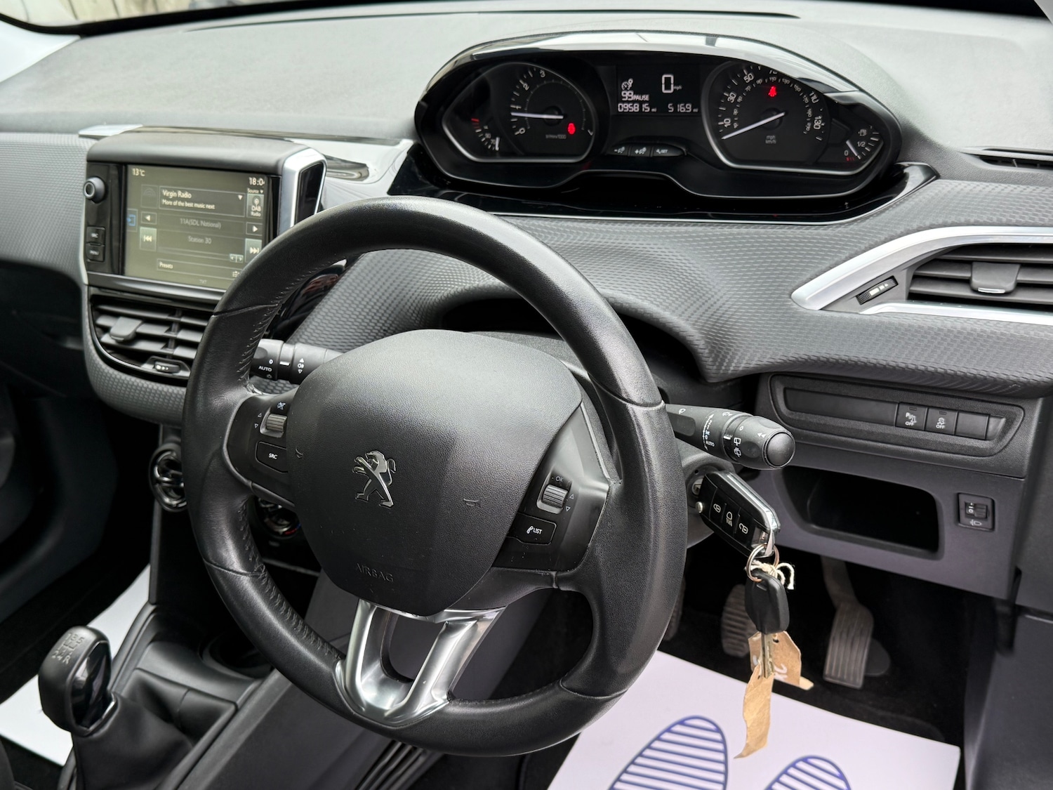 Used Peugeot 208 2015 for sale - 76355463: Photo 33