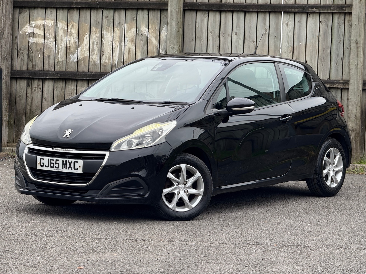 Used Peugeot 208 2015 for sale - 76355463: Photo 6