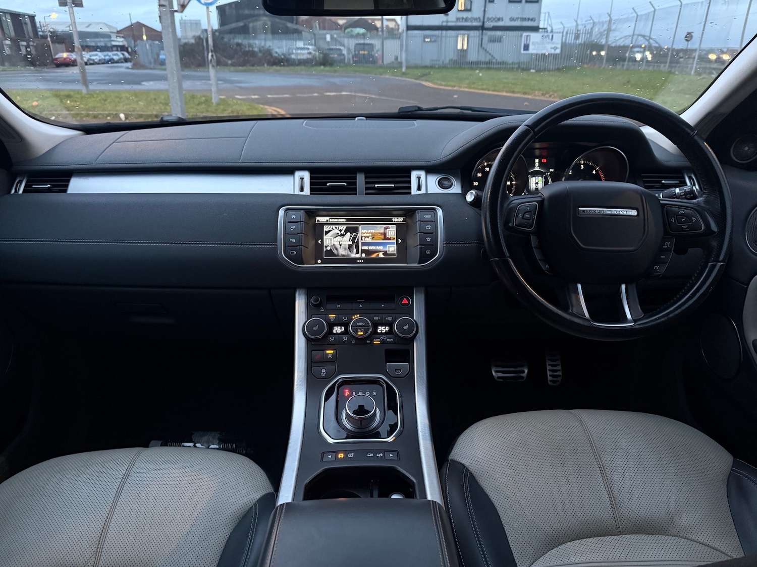 Used Land Rover Range Rover Evoque 2015 for sale - 77163989: Photo 16