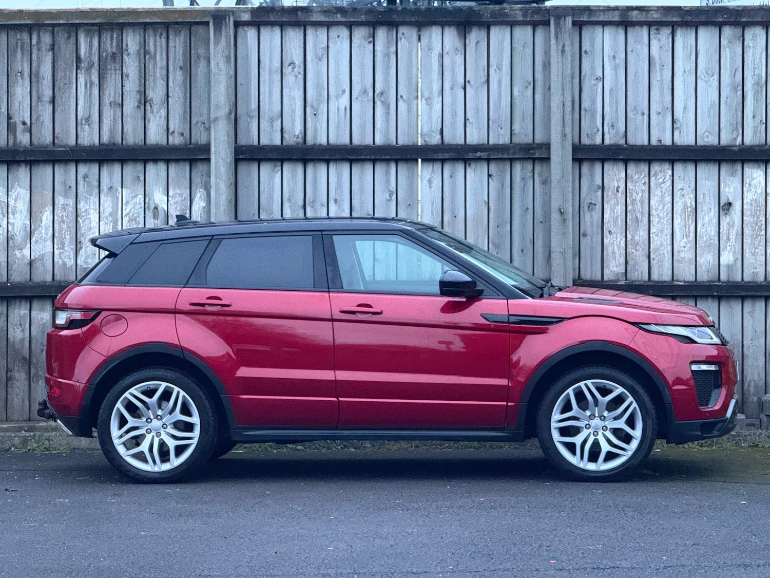 Used Land Rover Range Rover Evoque 2015 for sale - 77163989: Photo 2
