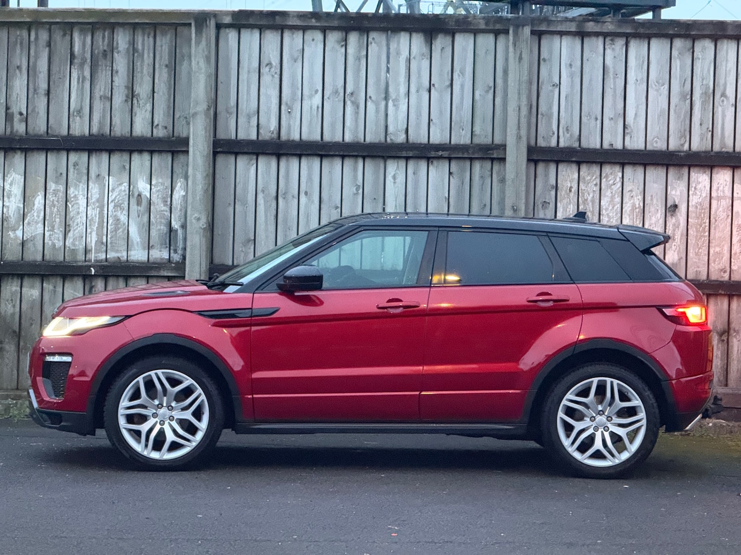 Used Land Rover Range Rover Evoque 2015 for sale - 77163989: Photo 5