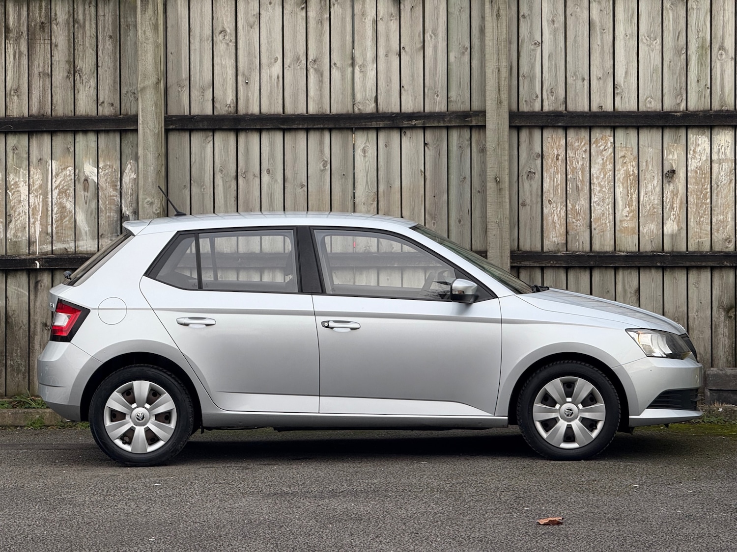 Used Skoda Fabia 2015 for sale - 77547893: Photo 2