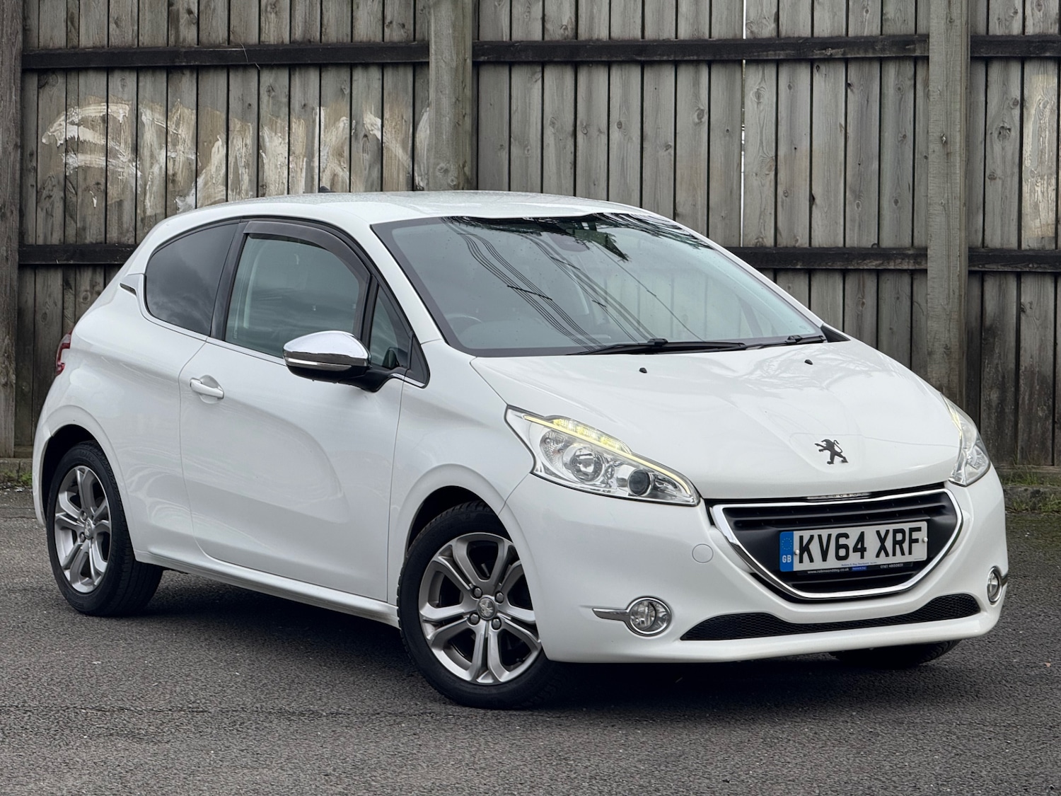Used Peugeot 208 2014 for sale - 76413403: Photo 1