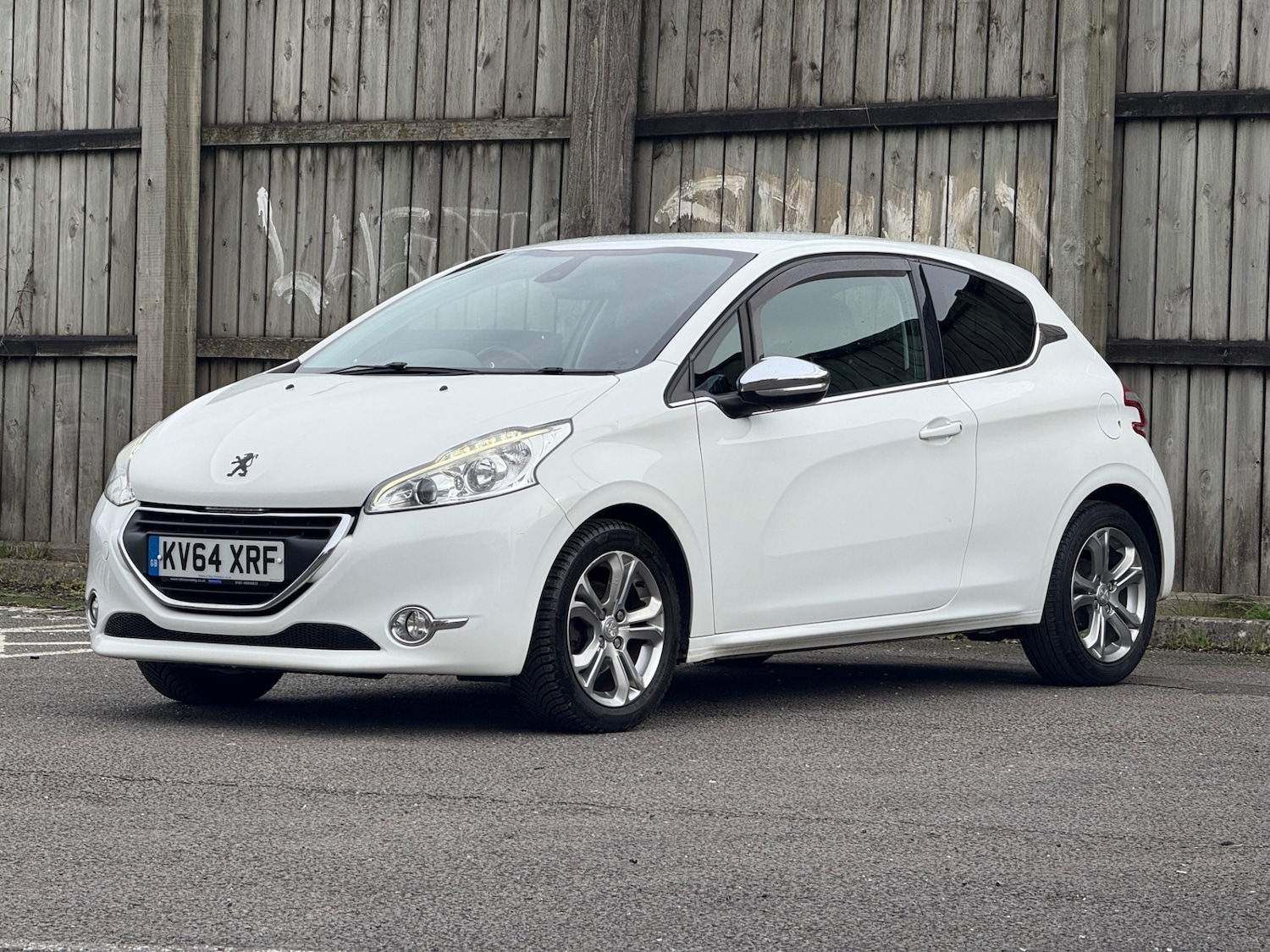 Used Peugeot 208 2014 for sale - 76413403: Photo 11