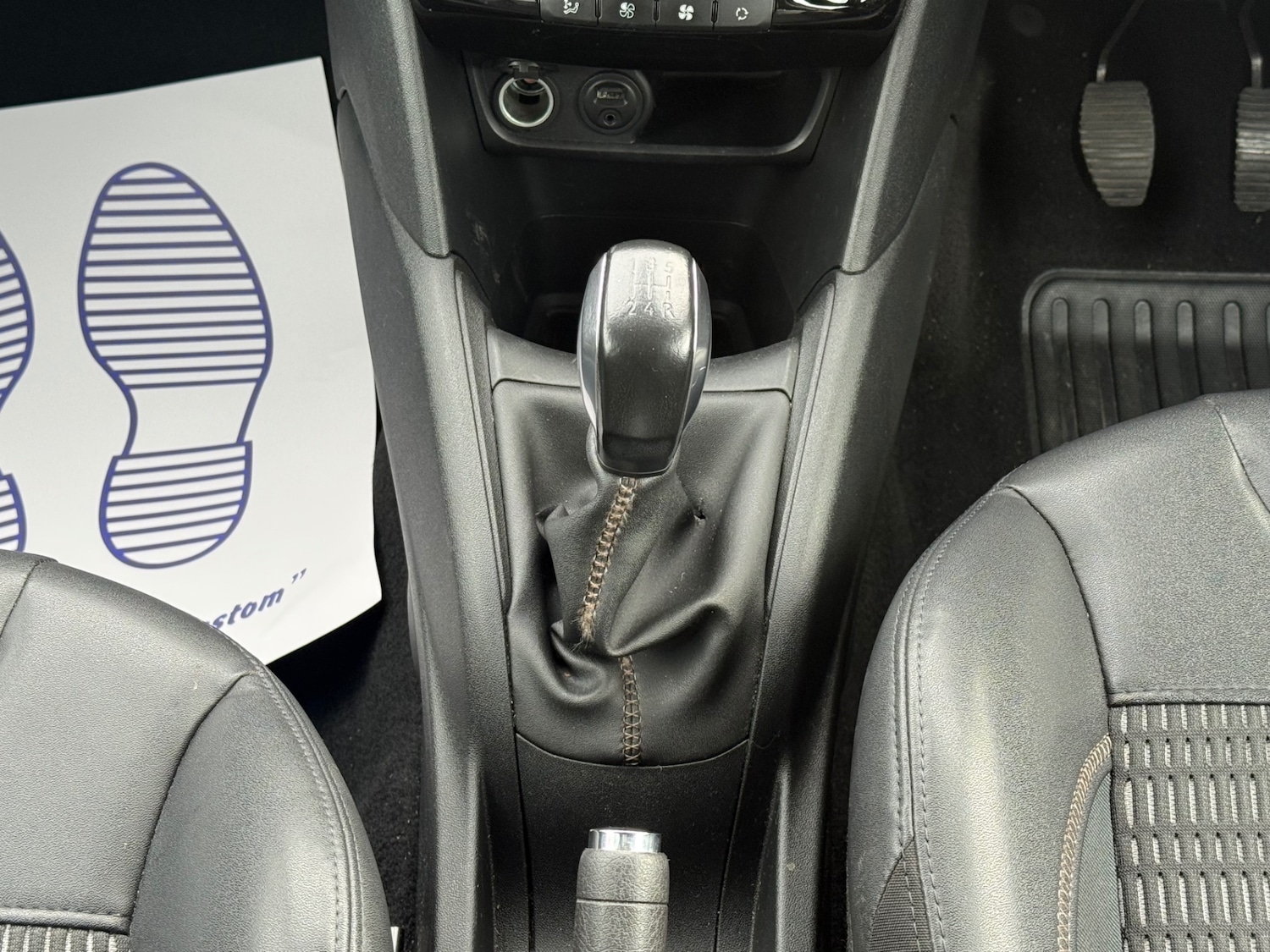 Used Peugeot 208 2014 for sale - 76413403: Photo 23