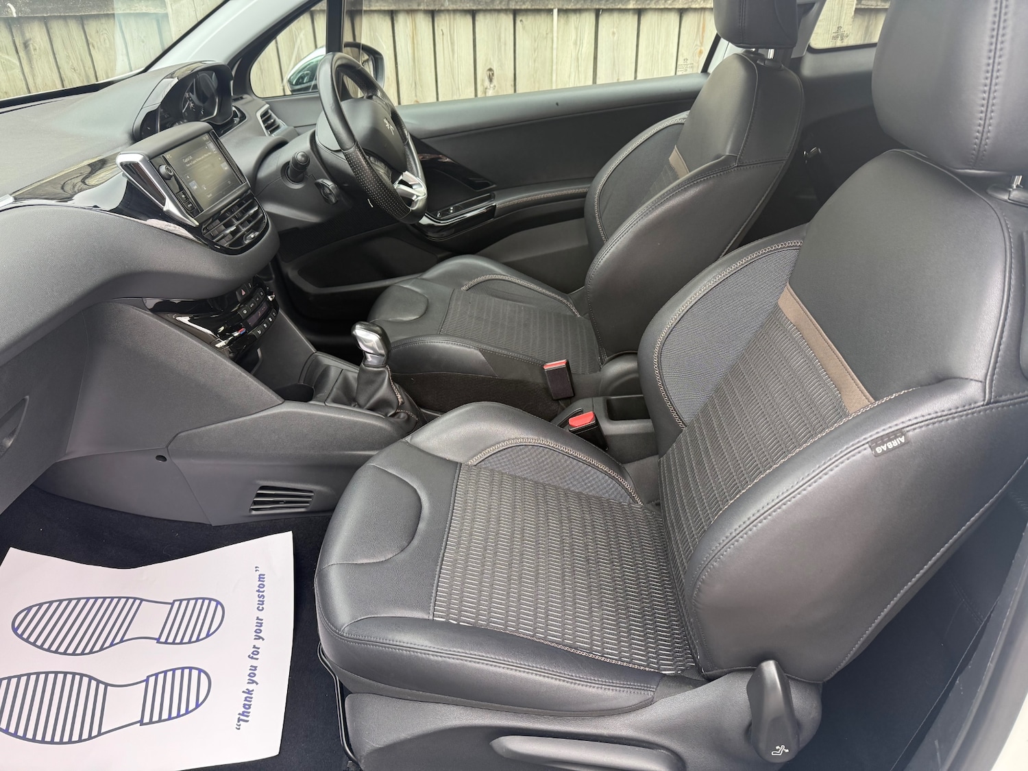 Used Peugeot 208 2014 for sale - 76413403: Photo 24