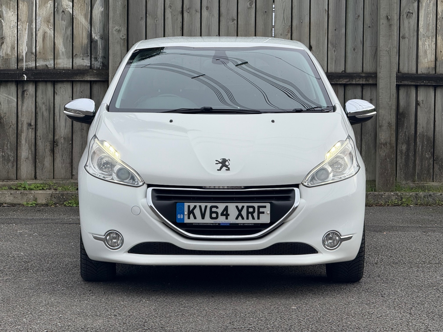 Used Peugeot 208 2014 for sale - 76413403: Photo 3