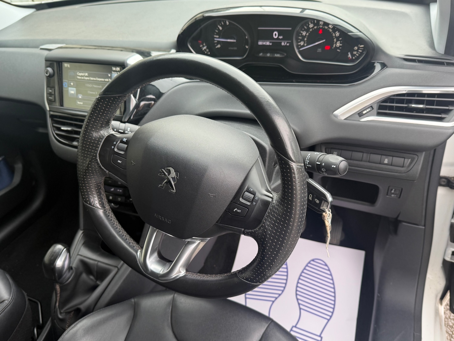 Used Peugeot 208 2014 for sale - 76413403: Photo 30