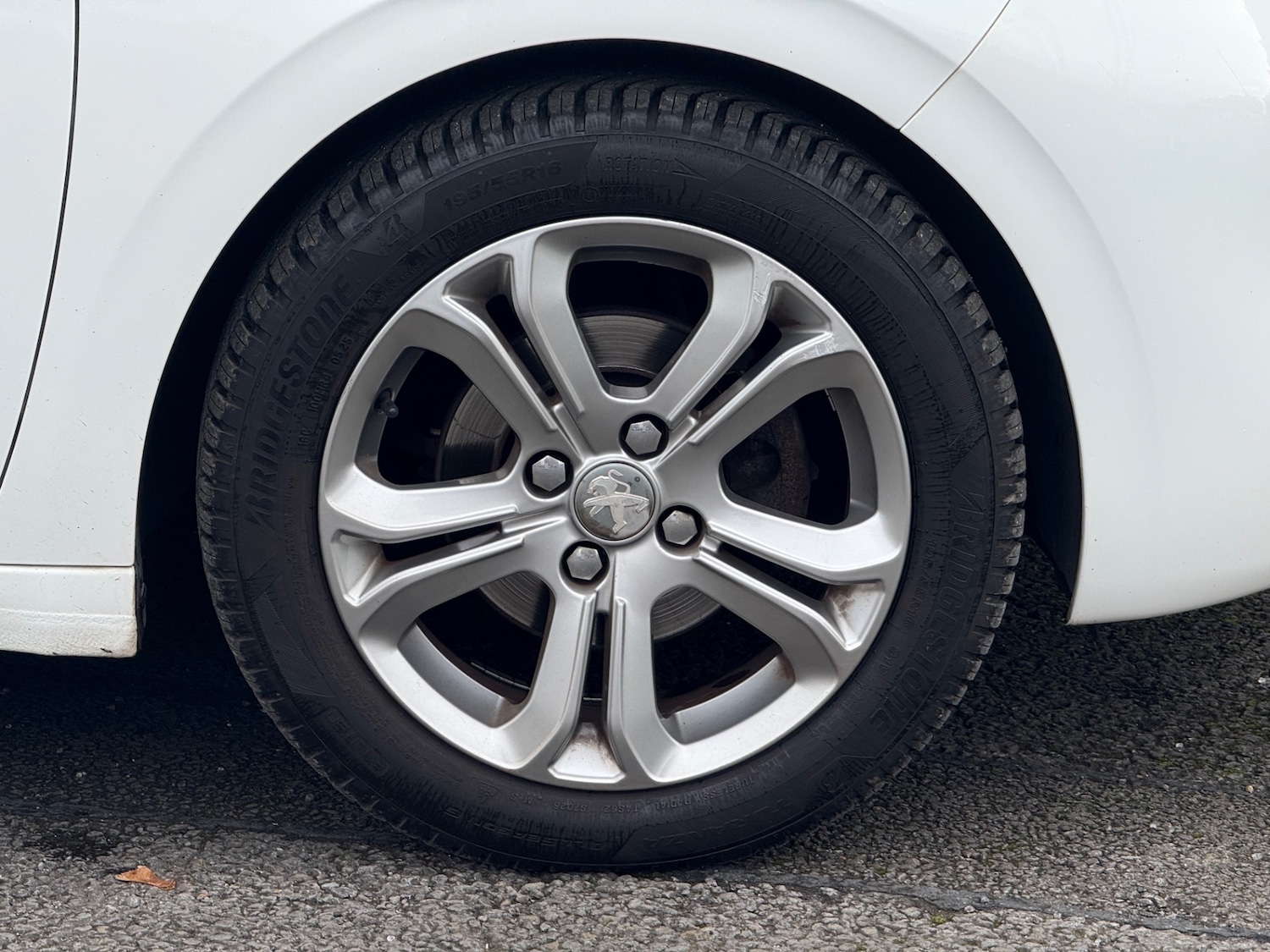 Used Peugeot 208 2014 for sale - 76413403: Photo 32