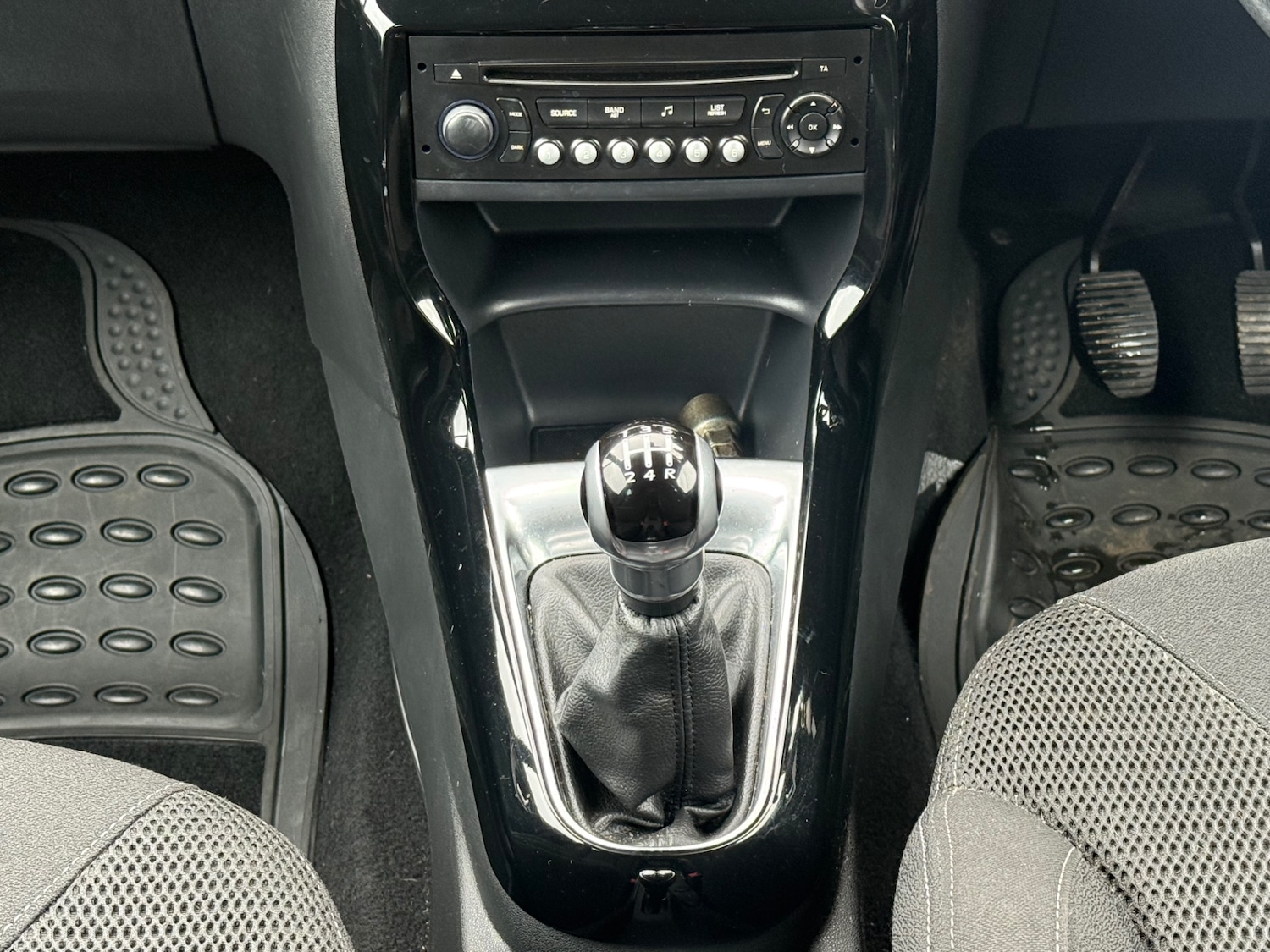 Used Citroen DS3 2014 for sale - 77271630: Photo 19