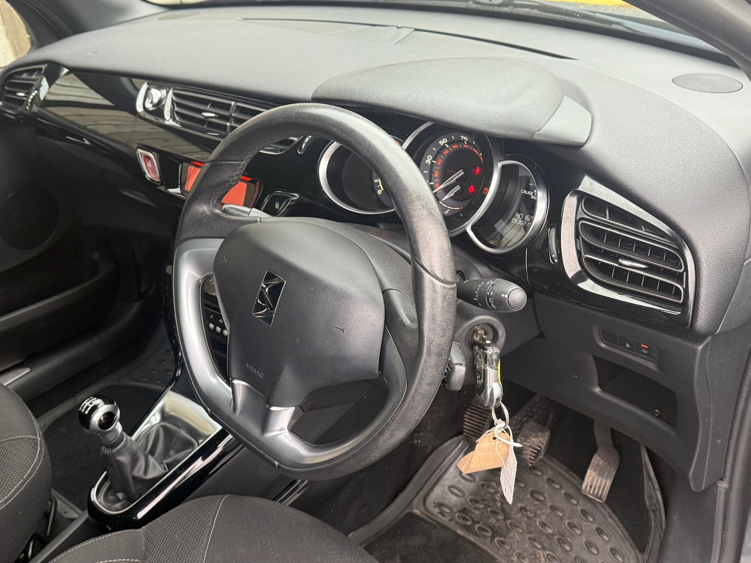 Used Citroen DS3 2014 for sale - 77271630: Photo 22