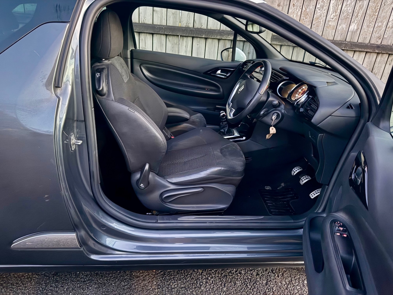 Used Citroen DS3 2015 for sale - 77090760: Photo 24