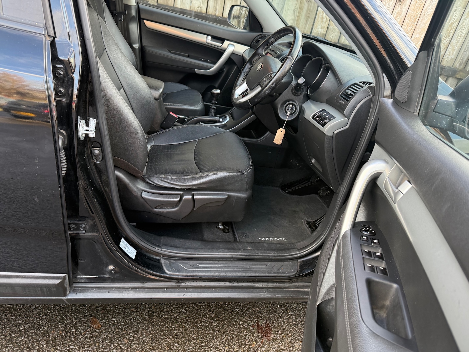 Used Kia Sorento 2011 for sale - 77002307: Photo 15