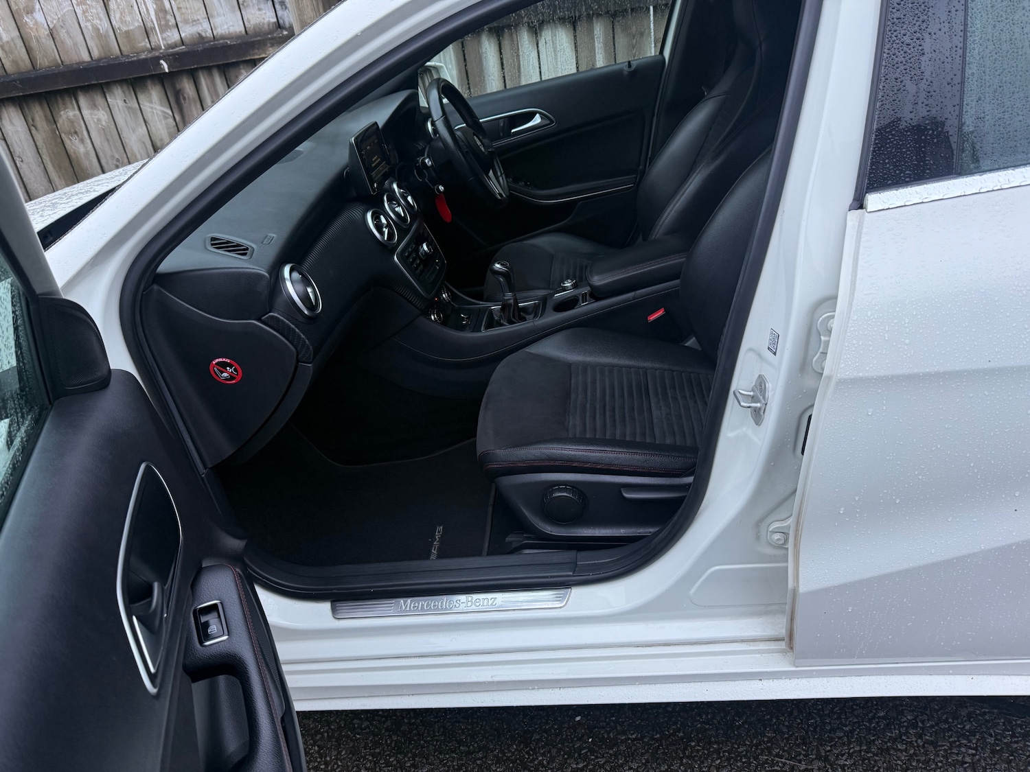 Used Mercedes-Benz A-Class 2014 for sale - 77300894: Photo 28