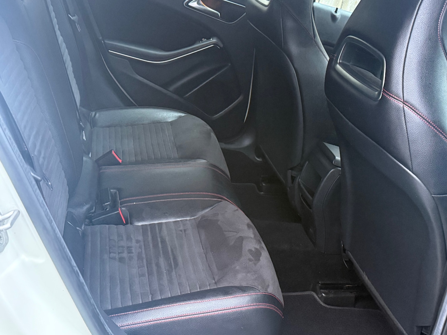 Used Mercedes-Benz A-Class 2014 for sale - 77300894: Photo 30