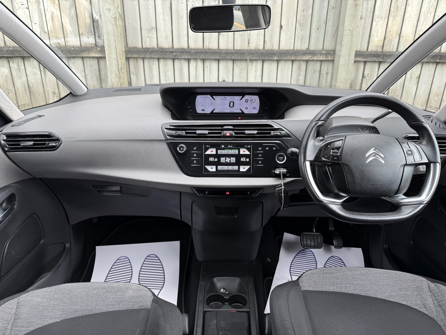 Used Citroen C4 Grand Picasso 2014 for sale - 76355732: Photo 24