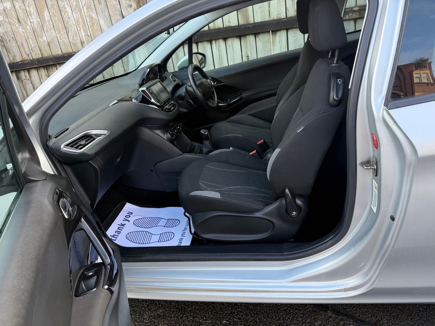 Used Peugeot 208 2013 for sale - 77522277: Photo 23