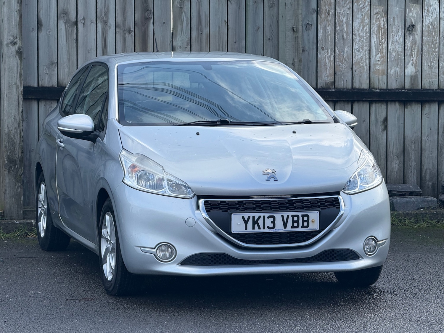 Used Peugeot 208 2013 for sale - 77522277: Photo 7