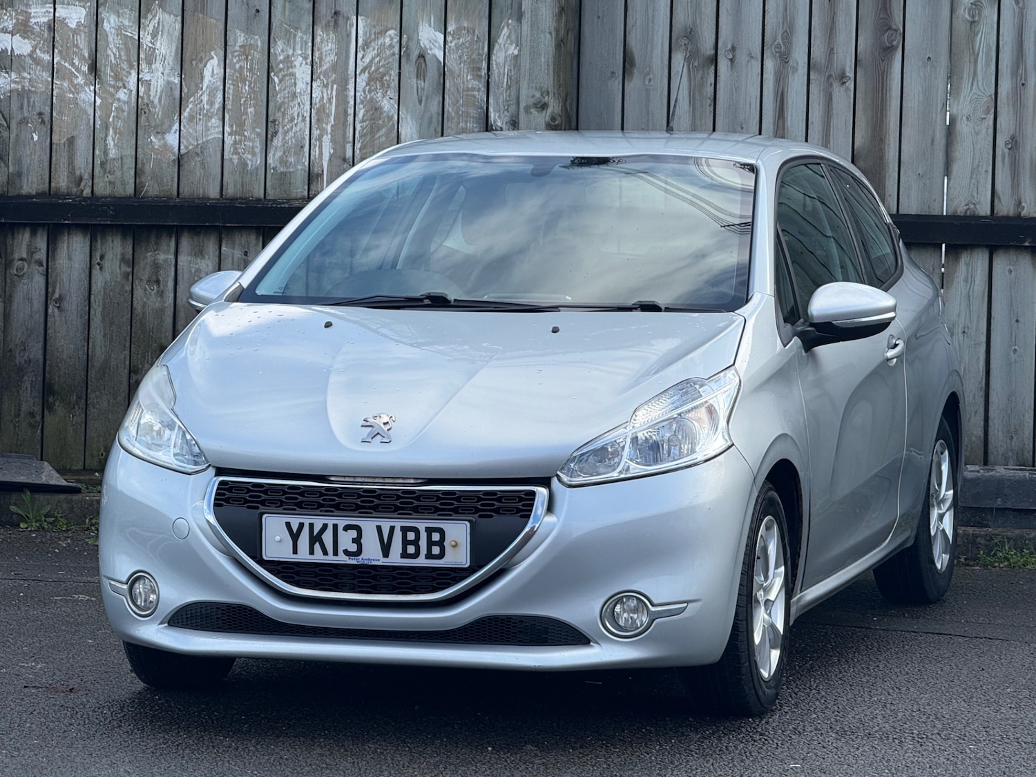 Used Peugeot 208 2013 for sale - 77522277: Photo 8