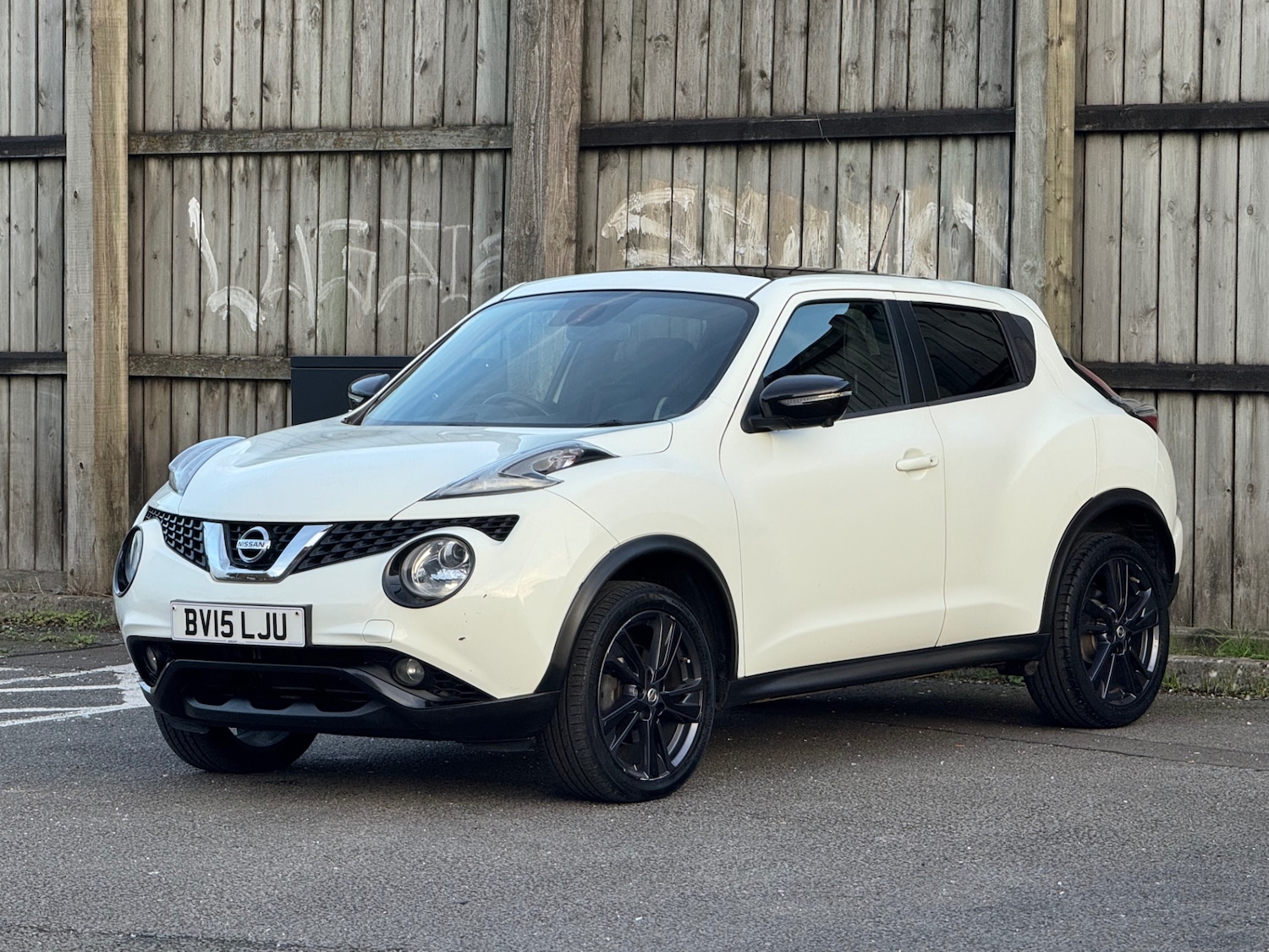 Used Nissan Juke 2015 for sale - 76397179: Photo 2