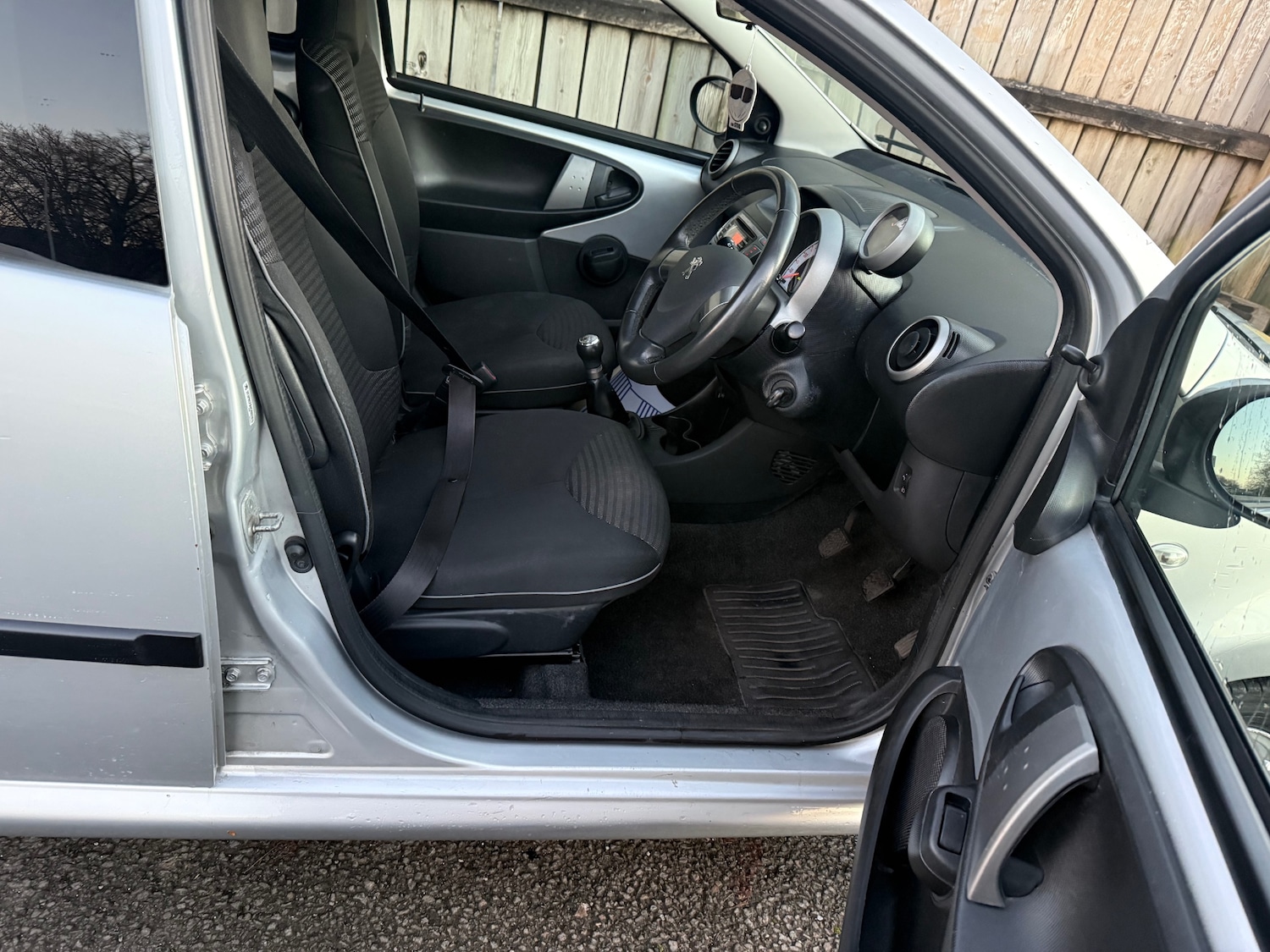 Used Peugeot 107 2013 for sale - 77090148: Photo 21