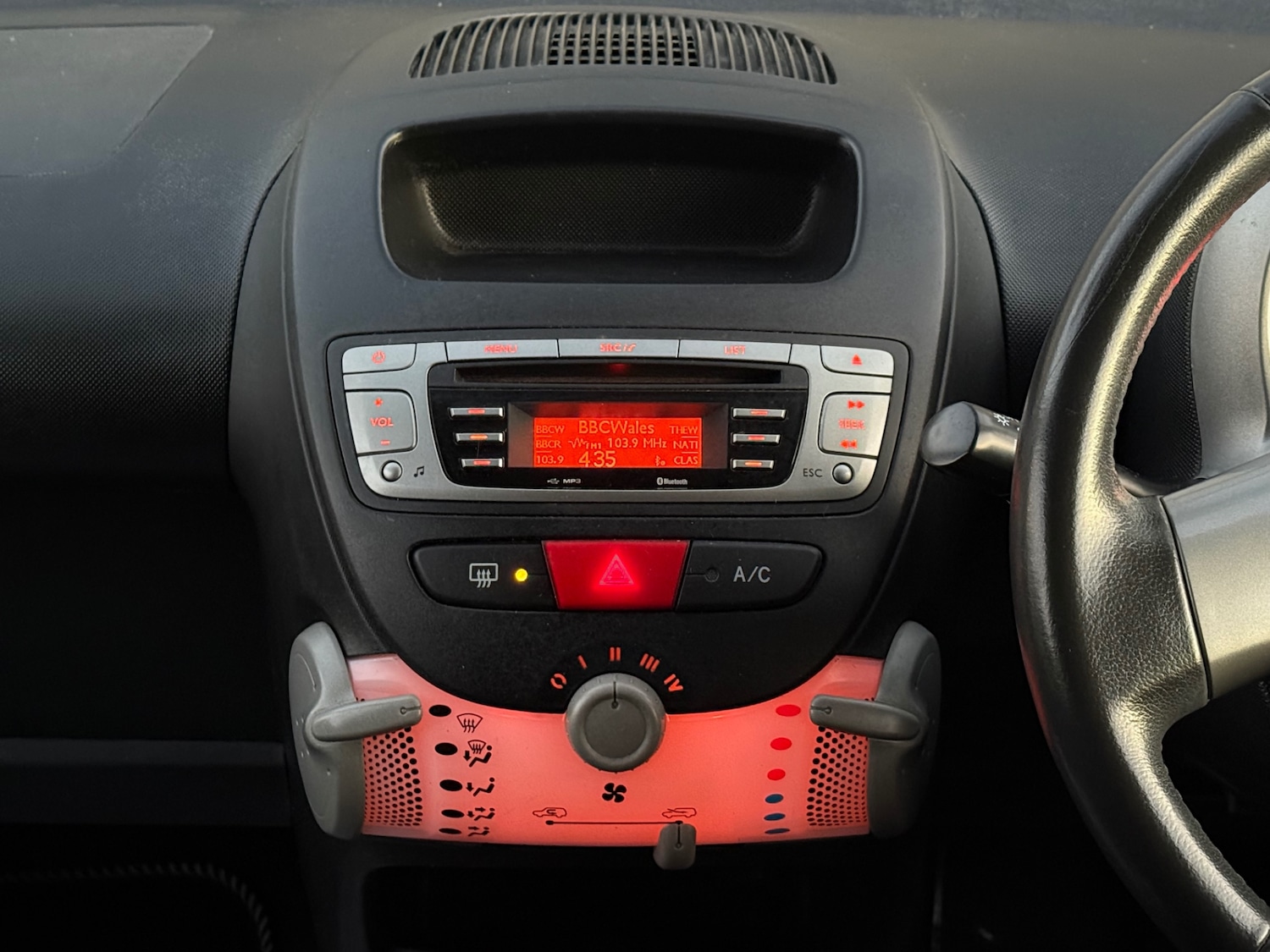 Used Peugeot 107 2013 for sale - 77090148: Photo 27