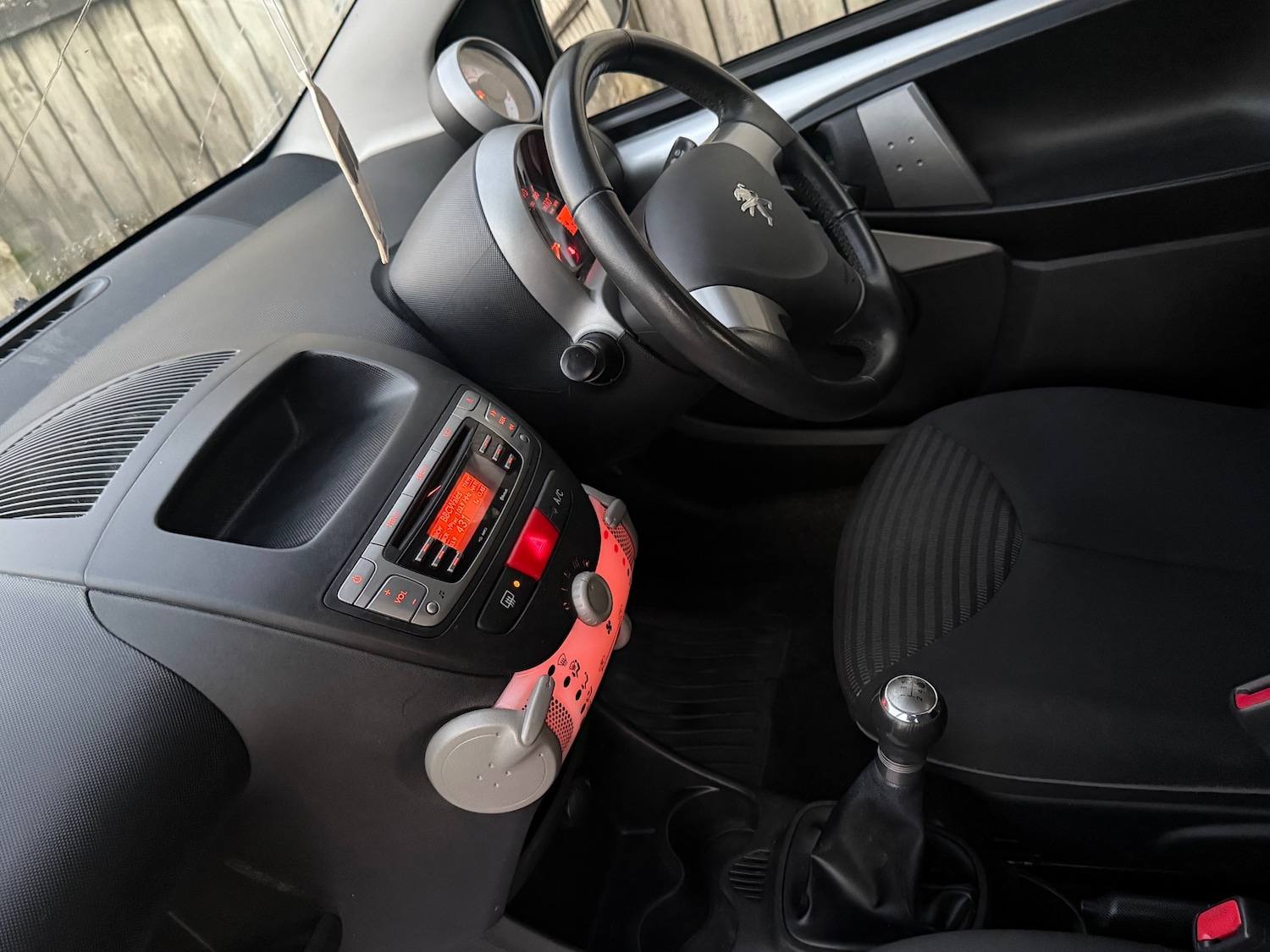 Used Peugeot 107 2013 for sale - 77090148: Photo 31