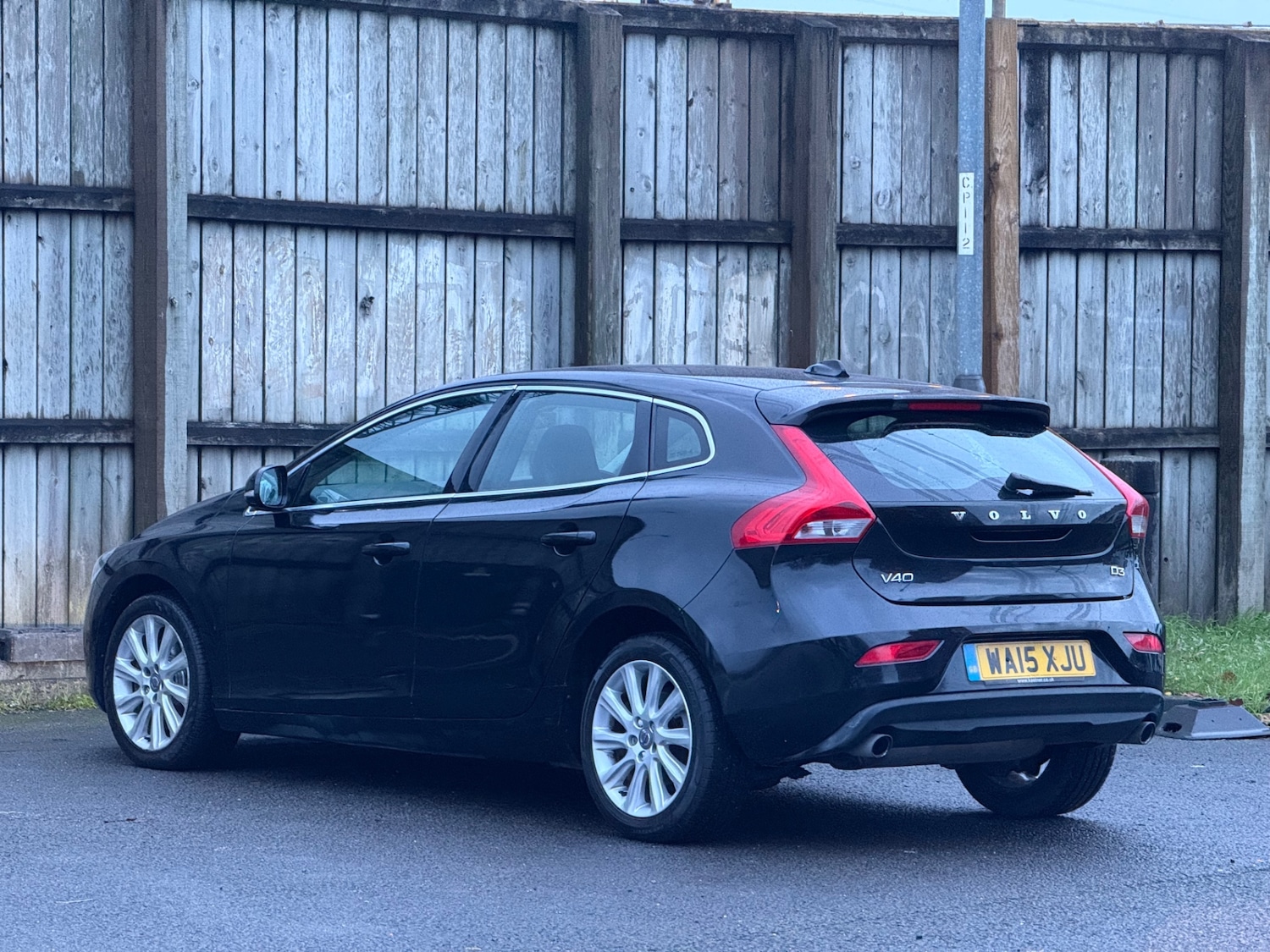 Used Volvo V40 2015 for sale - 77547745: Photo 15