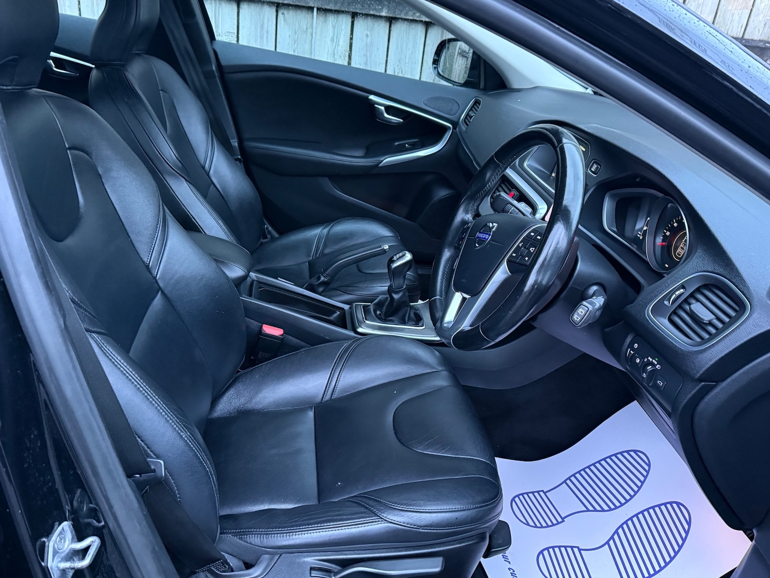 Used Volvo V40 2015 for sale - 77547745: Photo 22