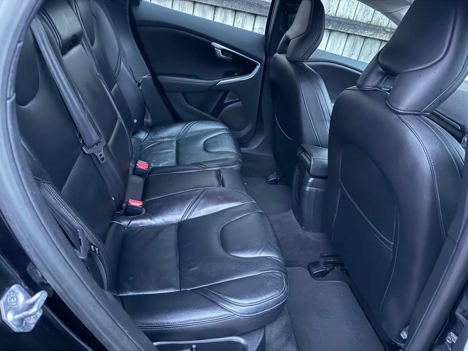 Used Volvo V40 2015 for sale - 77547745: Photo 24