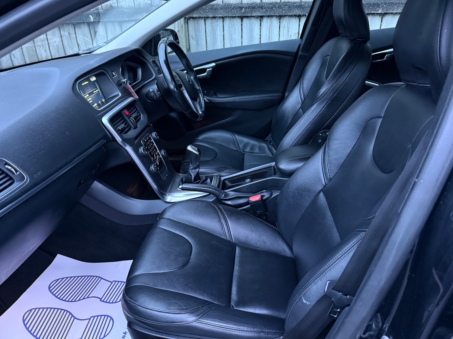 Used Volvo V40 2015 for sale - 77547745: Photo 28