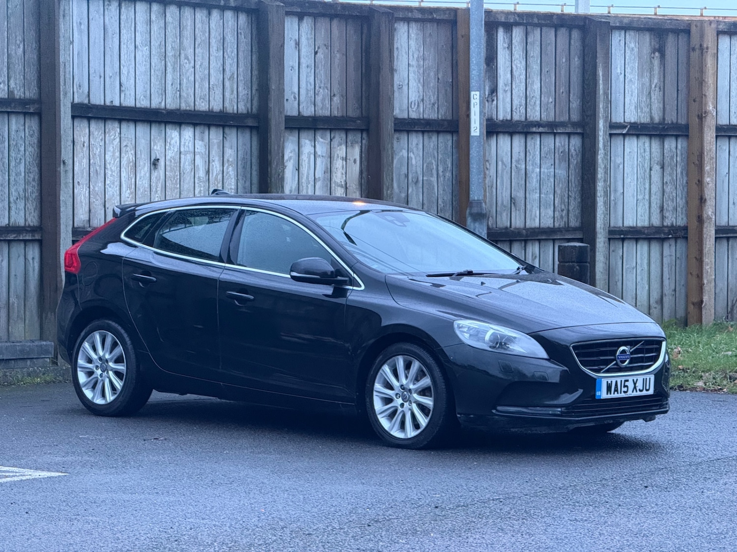 Used Volvo V40 2015 for sale - 77547745: Photo 9