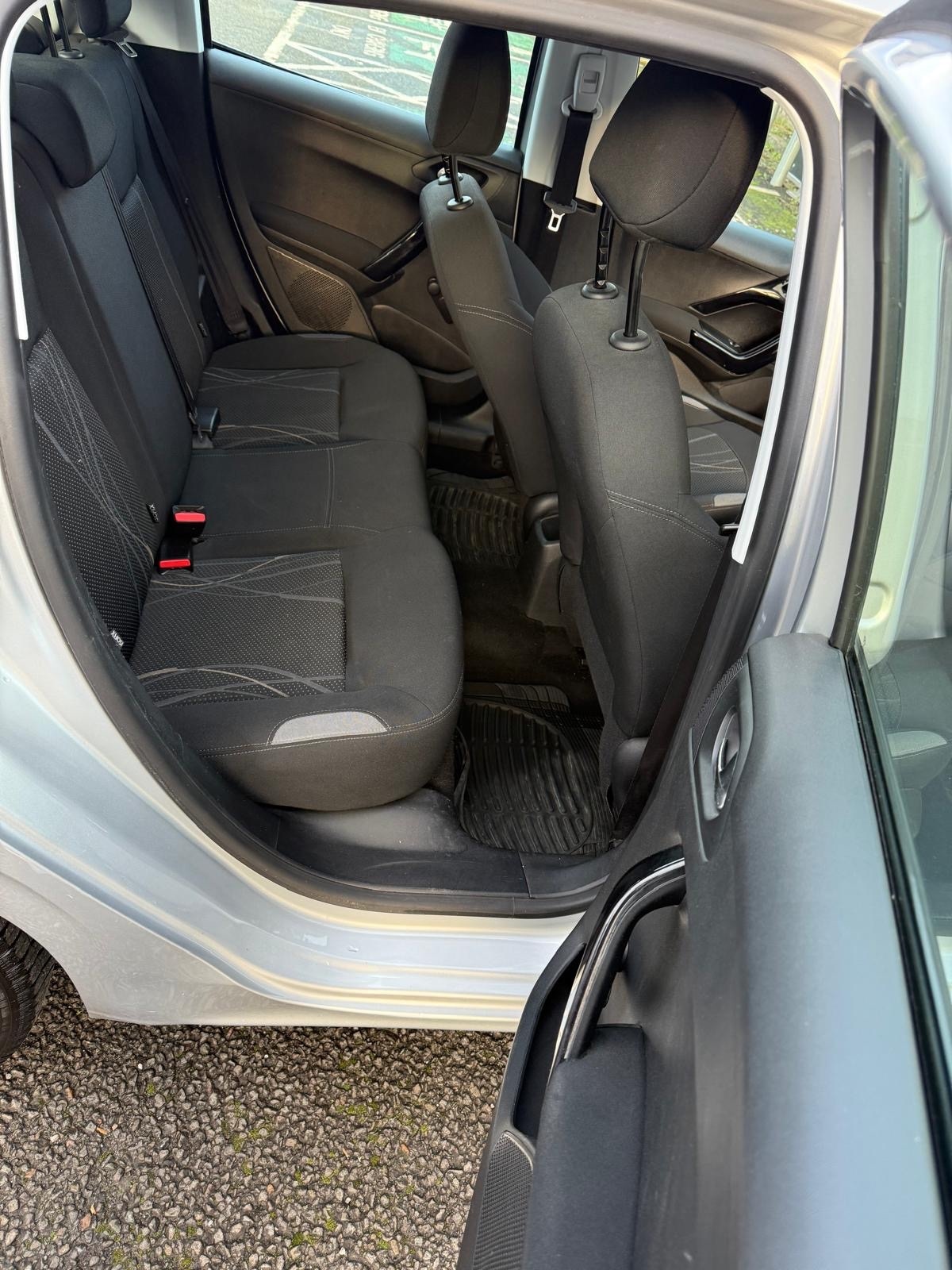 Used Peugeot 208 2014 for sale - 77163988: Photo 15