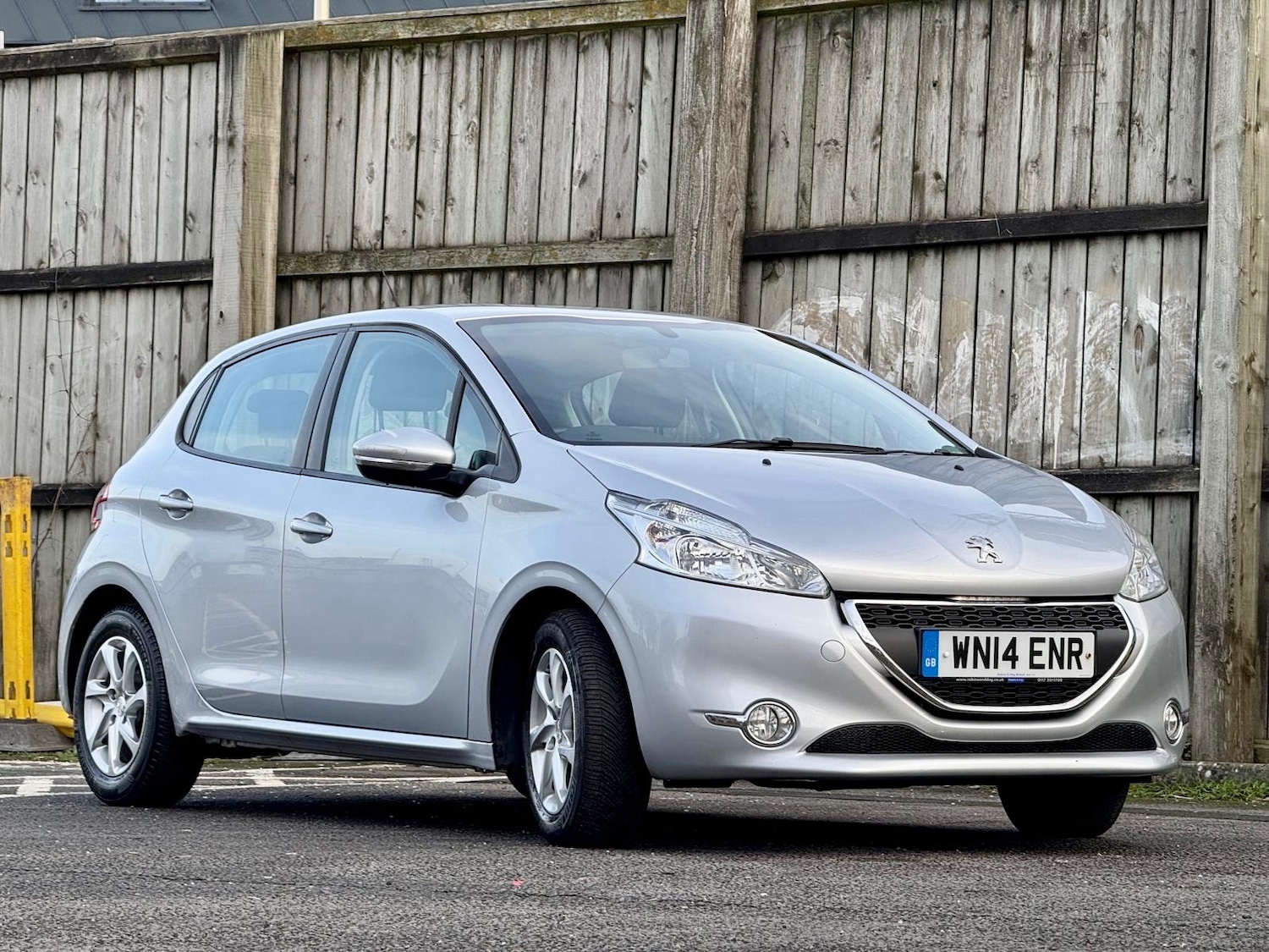 Used Peugeot 208 2014 for sale - 77163988: Photo 7