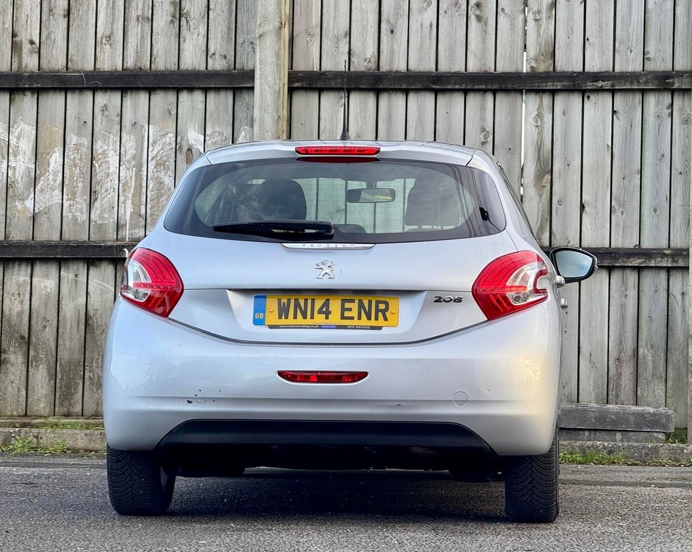 Used Peugeot 208 2014 for sale - 77163988: Photo 8