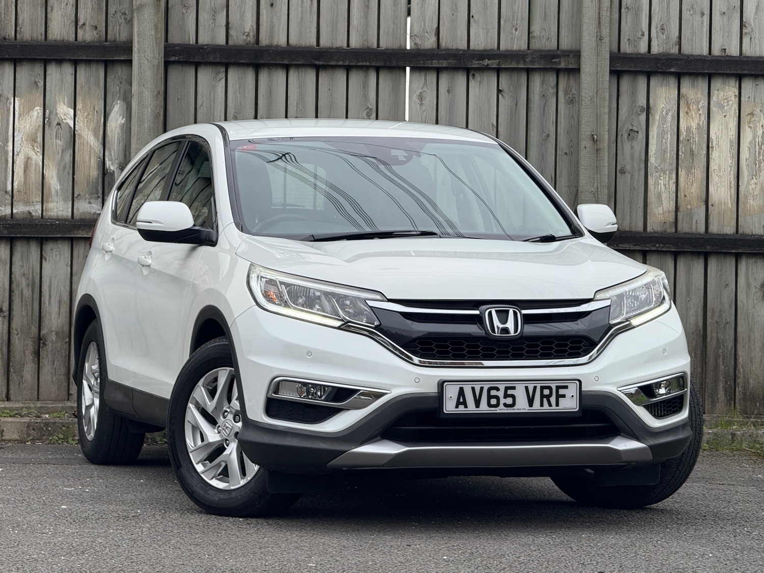 Used Honda CR-V 2015 for sale - 76355685: Photo 2