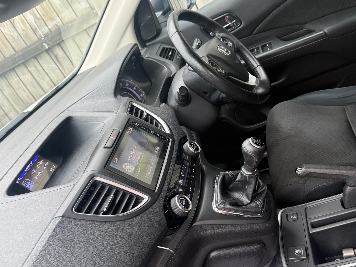 Used Honda CR-V 2015 for sale - 76355685: Photo 24