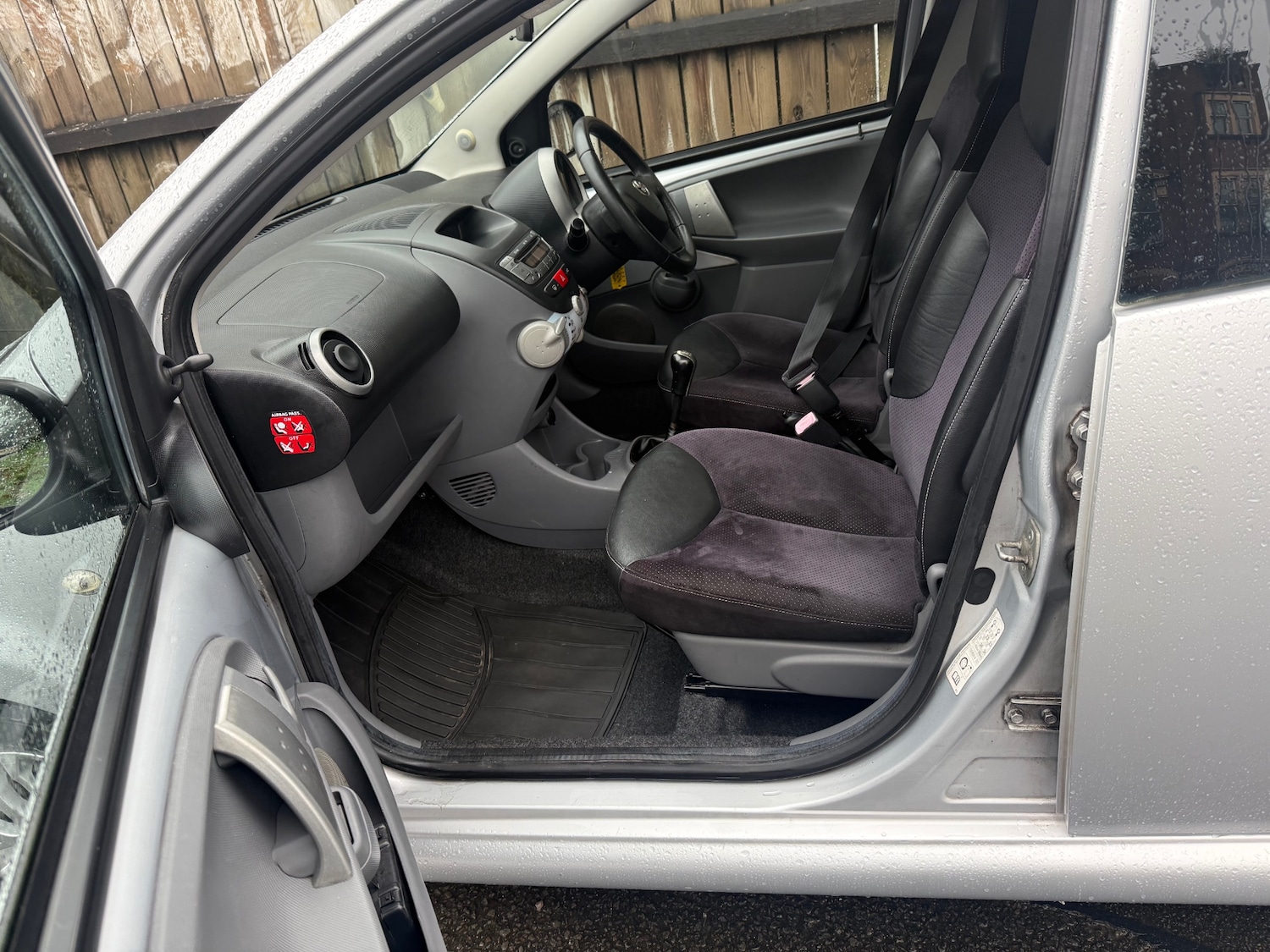 Used Toyota AYGO 2009 for sale - 76854731: Photo 19