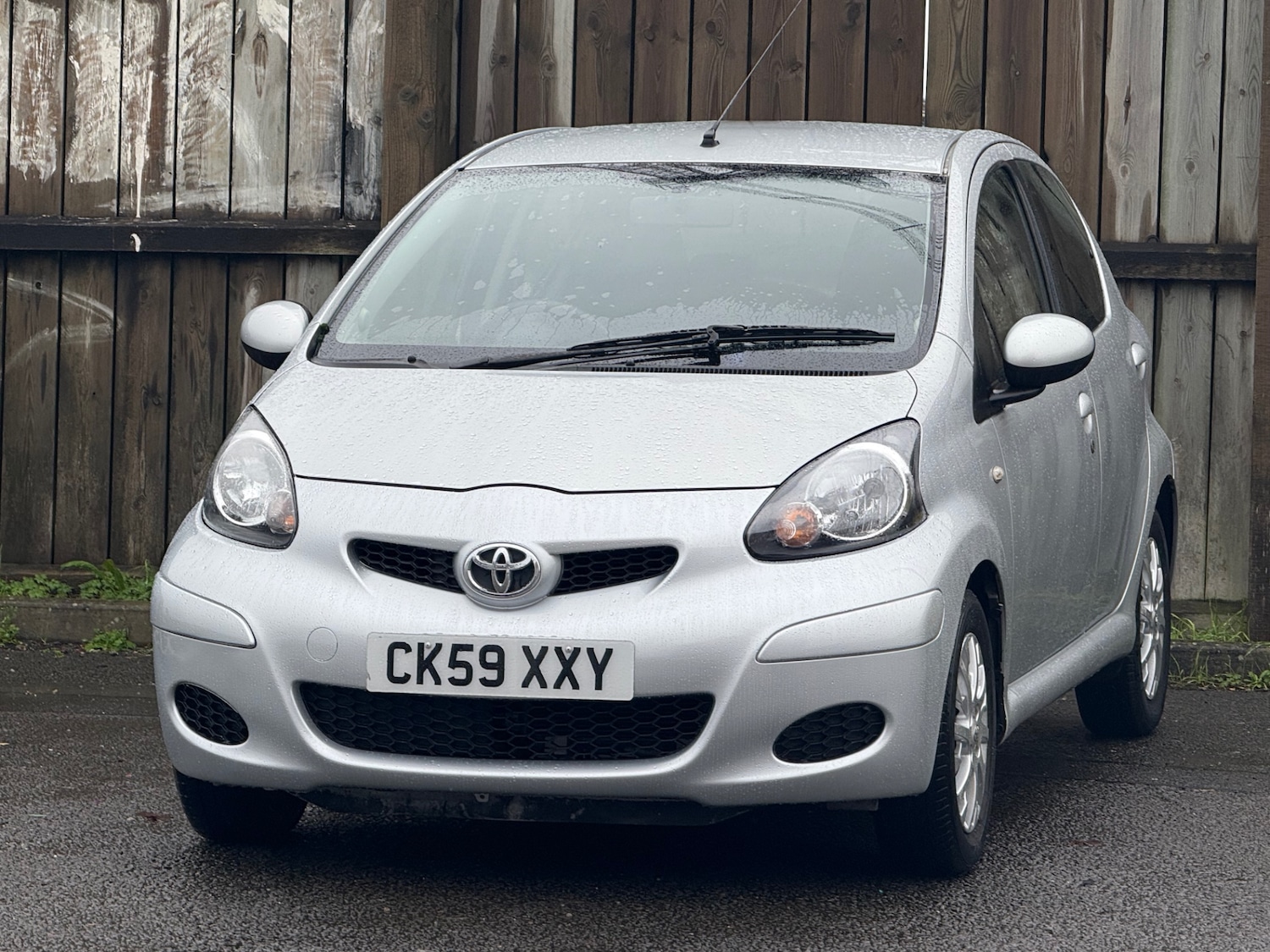 Used Toyota AYGO 2009 for sale - 76854731: Photo 3