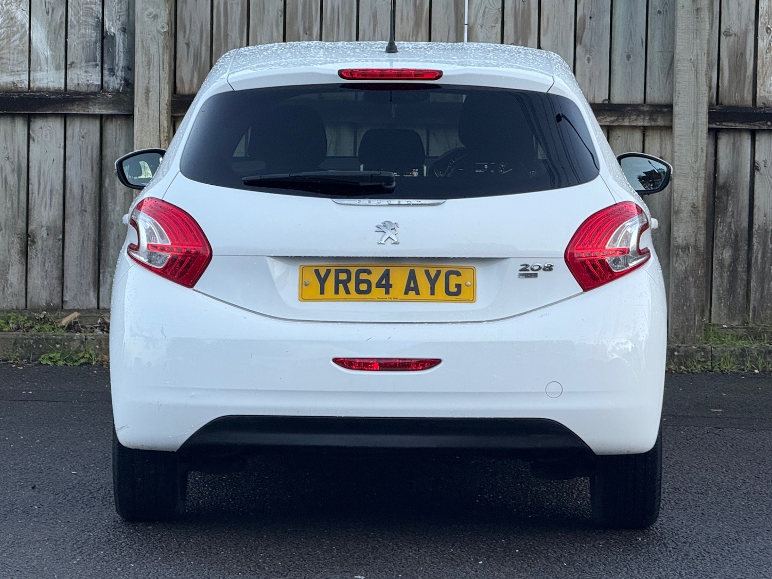 Used Peugeot 208 2014 for sale - 76430633: Photo 14