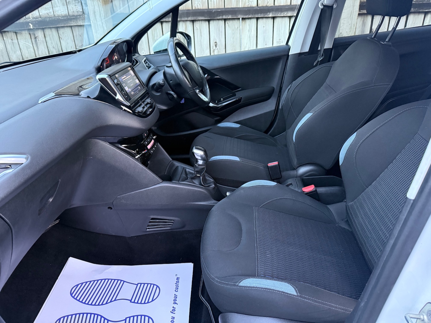 Used Peugeot 208 2014 for sale - 76430633: Photo 31