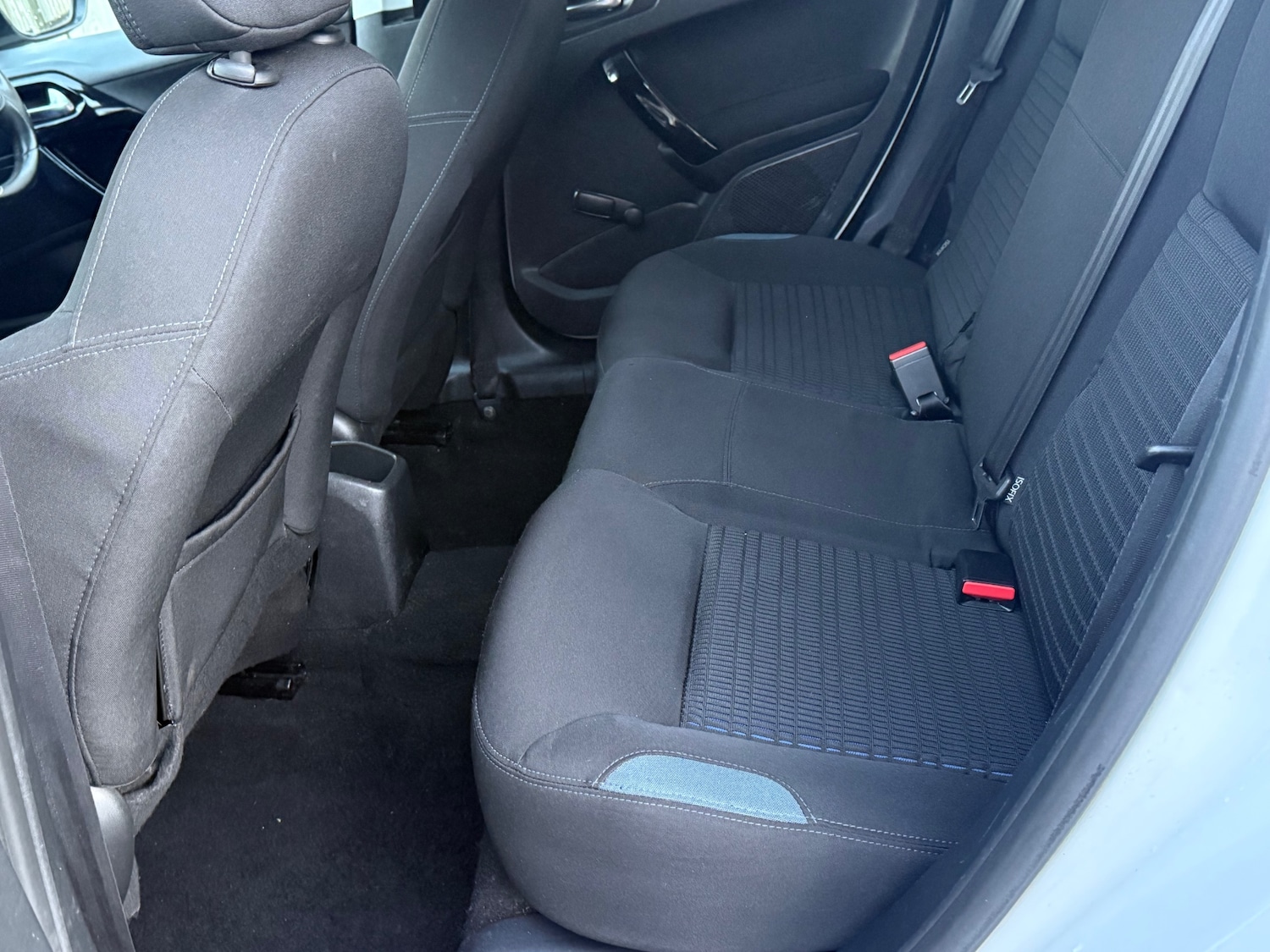 Used Peugeot 208 2014 for sale - 76430633: Photo 33