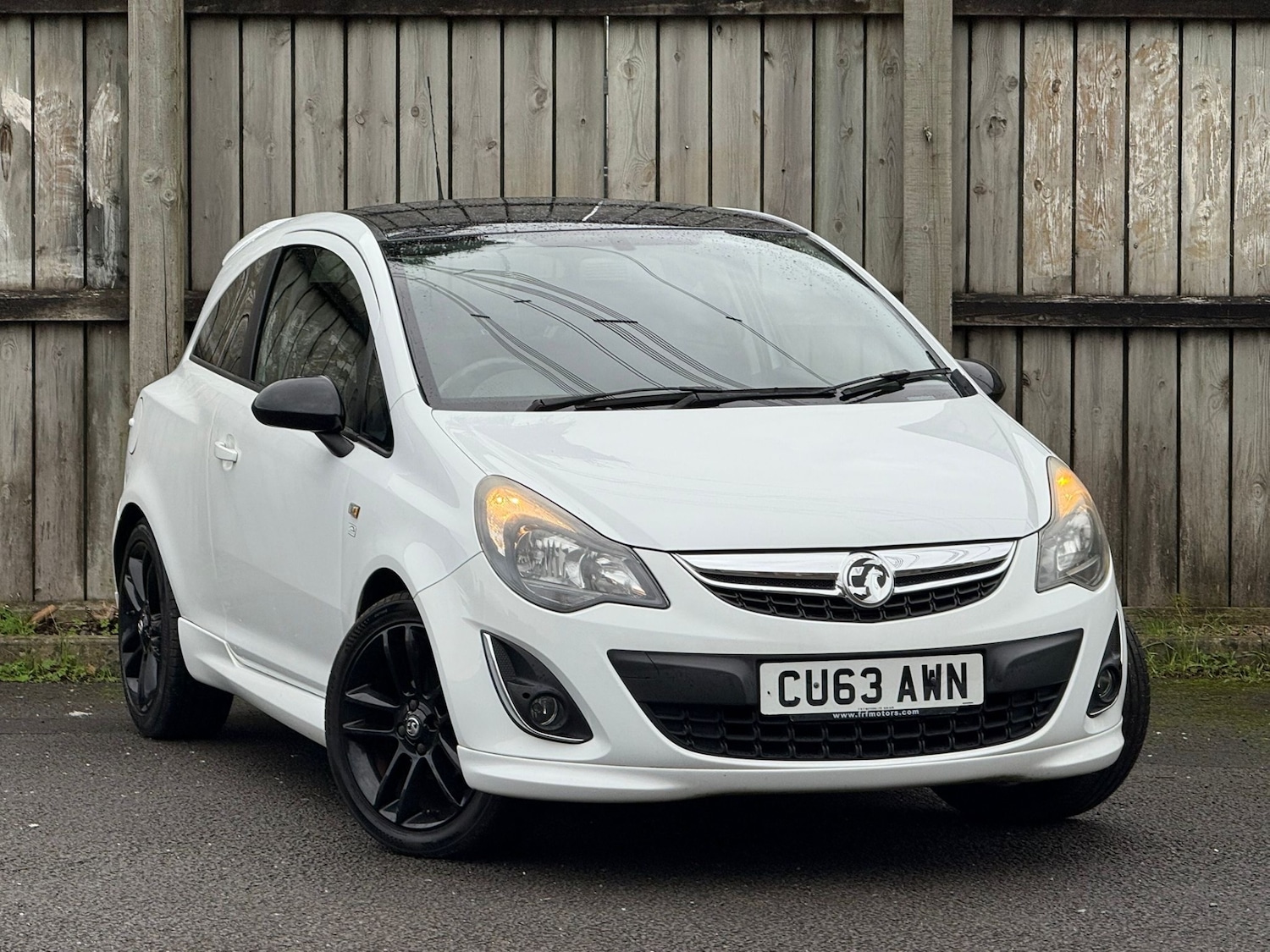 Used Vauxhall Corsa 2013 for sale - 76521245: Photo 2