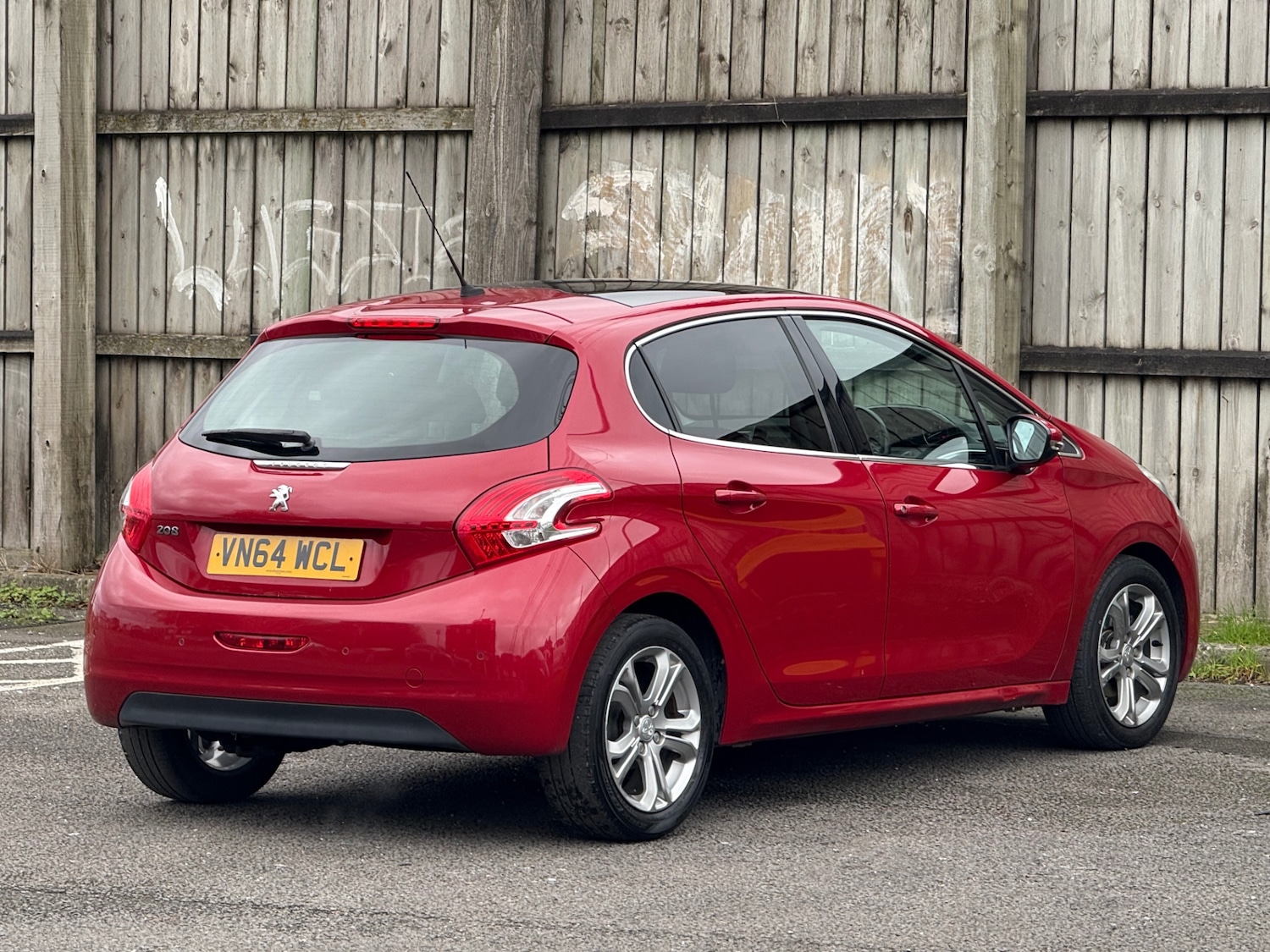 Used Peugeot 208 2014 for sale - 76504753: Photo 11