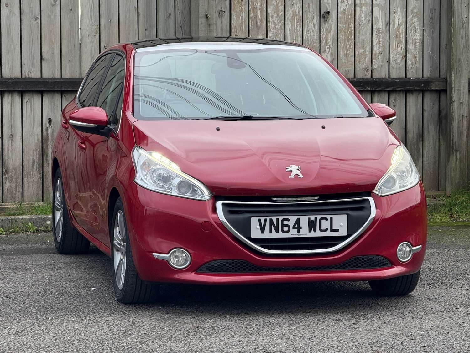 Used Peugeot 208 2014 for sale - 76504753: Photo 13