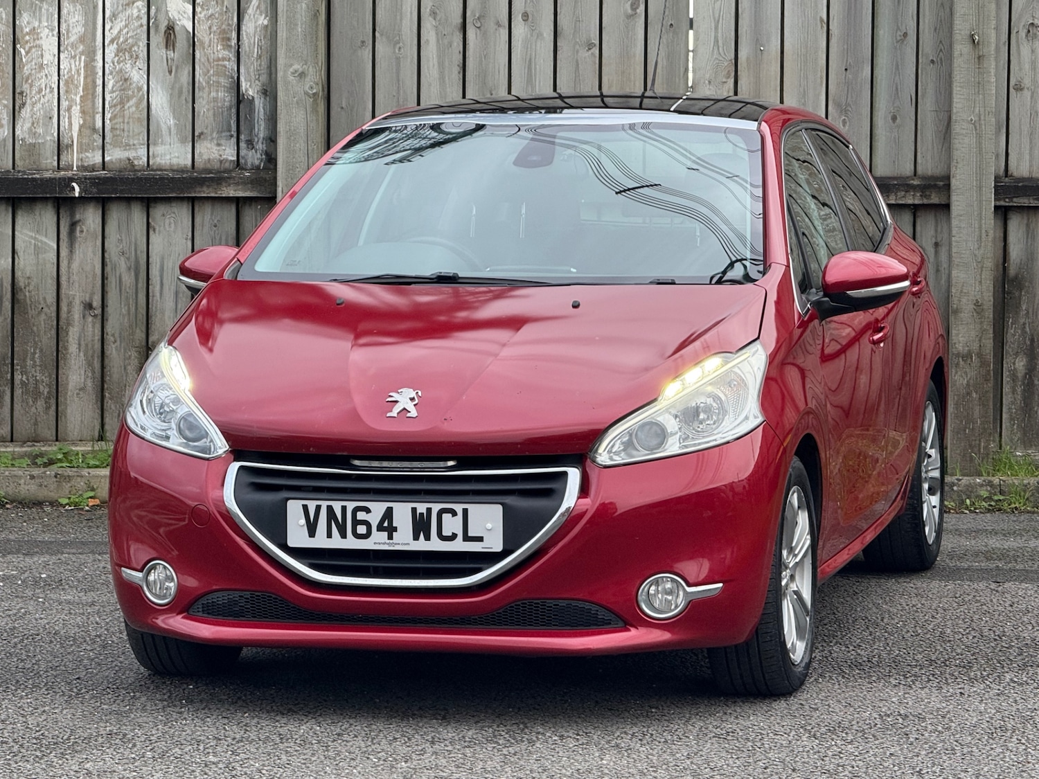 Used Peugeot 208 2014 for sale - 76504753: Photo 14