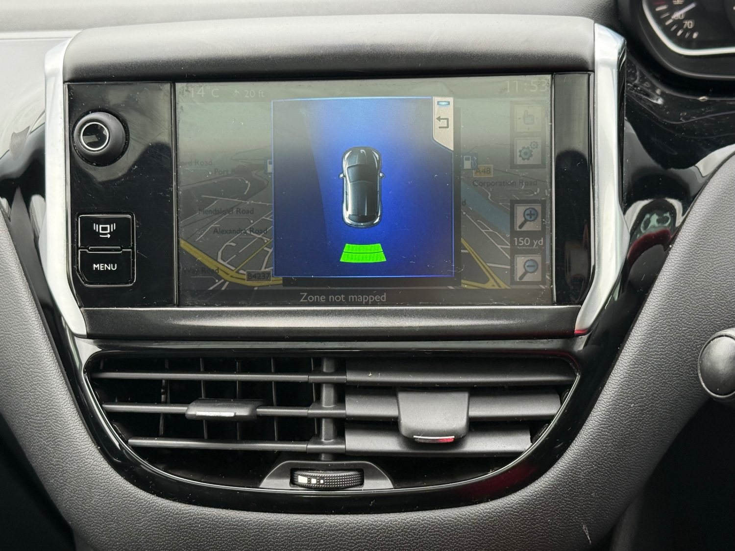 Used Peugeot 208 2014 for sale - 76504753: Photo 22