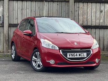 Used Peugeot 208 2014 for sale - 76504753: Photo